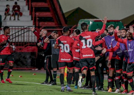 Atlético-GO vence na Sul-Americana com gol de Jorginho