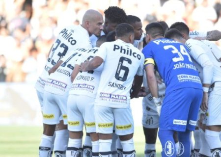 Santos vem de três maus resultados jogando em casa, foram dois empates contra Ceará e Banfield e uma derrota para o Palmeiras