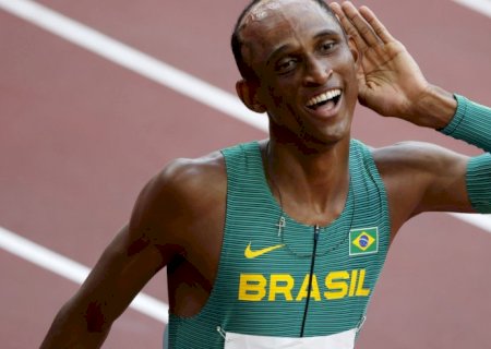 Alison dos Santos vence prova dos 400 m com barreiras na Noruega