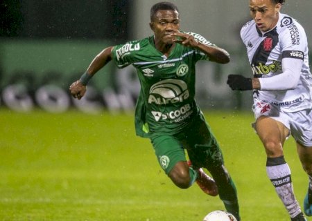 Série B: Vasco recebe Chape na provável reestreia de Alex Teixeira