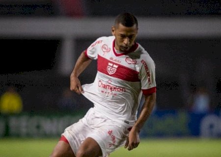 Guarani busca igualdade com o CRB, mas permanece entre os piores da Série B