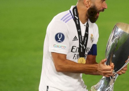 Benzema, Courtois e De Bruyne concorrem a prêmio Melhor do Ano da Uefa