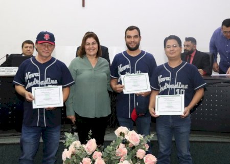 Conquista de Nova Andradina no Campeonato Brasileiro de Softbol é enaltecida na Câmara