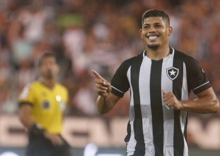 Sem Vinícius Lopes e Erison, todos os reforços pré-Textor estão fora do time principal do Botafogo