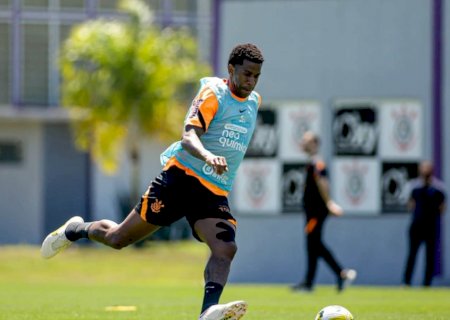 Fascite plantar? Entenda lesão que pode tirar Gil do último jogo do Corinthians no ano
