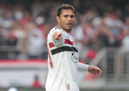 São Paulo corta quantia milionária em salários, com saídas de jogadores