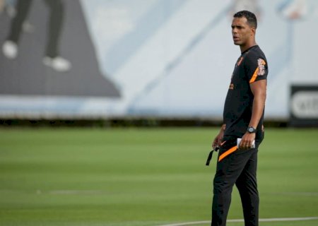 Corinthians: confira quem sai, quem fica e as movimentações do clube no mercado