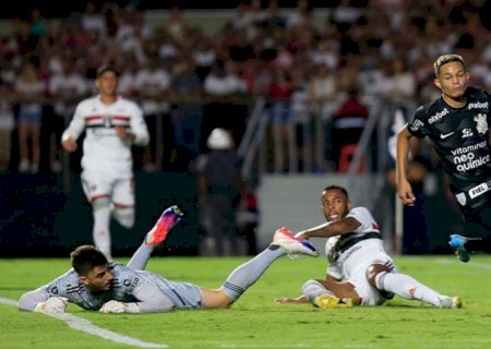 Corinthians acaba com tabu de quase seis anos e vence o São Paulo no estádio do Morumbi
