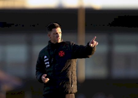 Barbieri confirma mudanças no Vasco para o jogo contra o Inter Miami