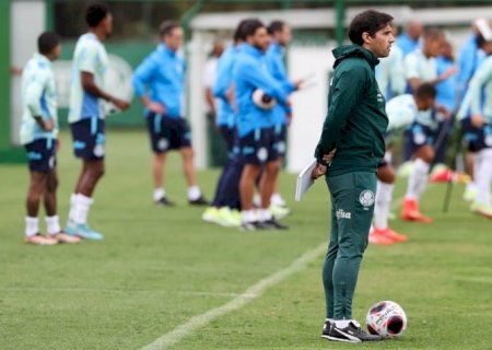 Na volta de Abel Ferreira, Palmeiras vence o Suzano em jogo-treino