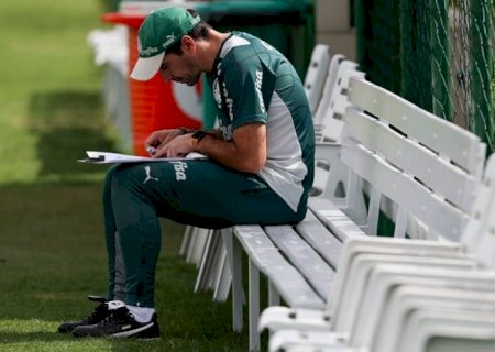 Possíveis substitutos de Danilo são oferecidos ao Palmeiras, mas perfis não agradam