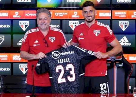 'Eterno reserva', Rafael enaltece concorrência em chegada para nova disputa por vaga no São Paulo