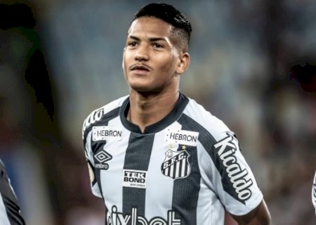 Flamengo tem interesse na contratação de Ângelo, do Santos
