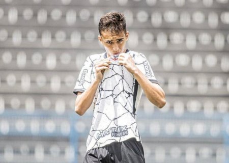Zagueiro do Corinthians vive expectativa por título inédito na base