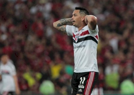 Luciano não aprende com 'castigo' do último ano e acumula suspensões no São Paulo