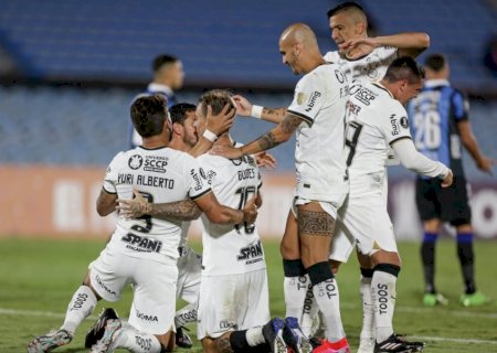 Segundo tempo do Corinthians contra o Liverpool não pode maquiar problemas para a sequência da temporada