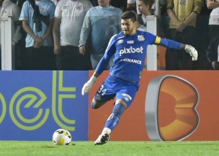 João Paulo supera ídolo do Santos e se torna o jogador do clube com mais jogos na Sul-Americana