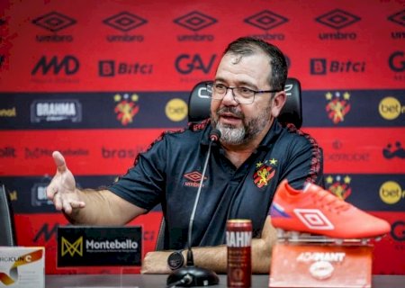 Técnico do Sport mostra profunda irritação com pênalti marcado a favor do Coritiba