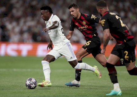 Vinicius Júnior faz golaço, mas Real Madrid cede empate ao Manchester City na semi da Liga dos Campeões 