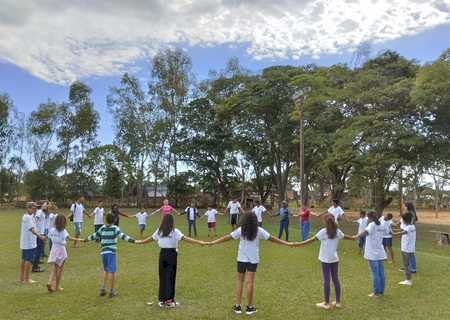 Viagem e passeios marcam Colônia de Férias do SCFV para crianças e adolescentes