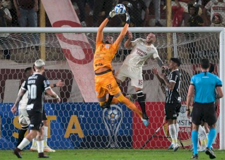 Corinthians supera clima hostil no Peru e avança na Sul-Americana