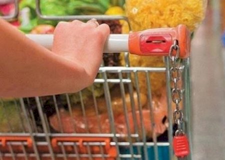 Preço dos alimentos cai mais no Brasil do que lá fora