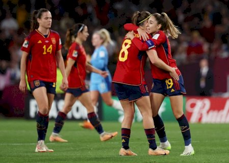 Espanha supera problemas, bate Inglaterra e conquista Copa do Mundo feminina