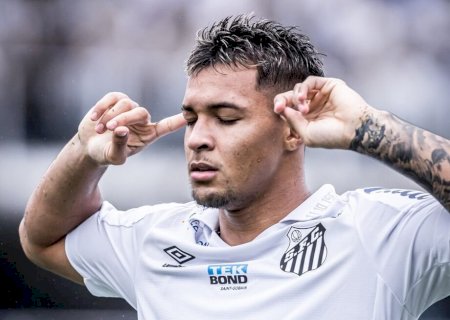 Roma faz proposta de 12 milhões de euros para contratar Marcos Leonardo, do Santos