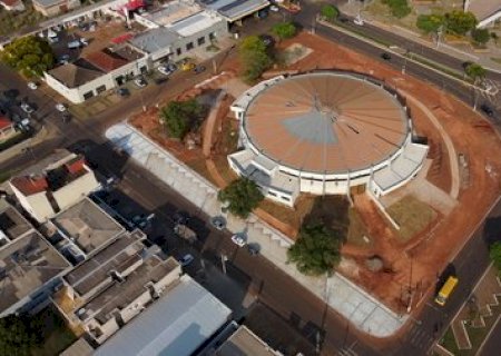Revitalização do Ginásio de Esportes "Irmão Brás Sinigaglia" vem sendo viabilizada por recursos dos Governos Municipal, Estadual e Federal