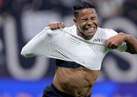 Atacante do Corinthians é dono de recordes entre jovens jogadores na América do Sul