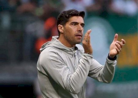 Abel Ferreira reencontra adversário da estreia pelo Palmeiras e aposta em bom retrospecto por vitória