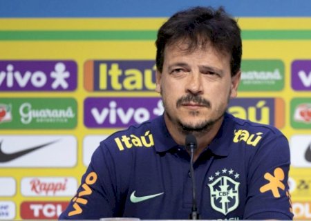 Fernando Diniz se apresenta à seleção brasileira em Cuiabá para partida contra Venezuela