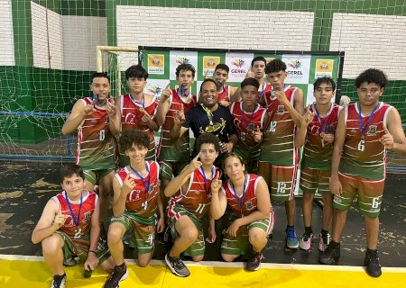 Equipe do Projeto de Treinamento da FUNAEL vence torneio de basquete em Naviraí