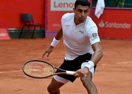 Thiago Monteiro dá salto e volta ao Nº 2 do país