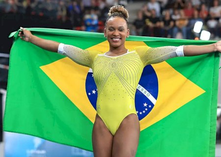 'Maior objetivo em Paris é chegar bem, saudável, para conseguir fazer a ginástica que quero', diz Rebeca Andrade