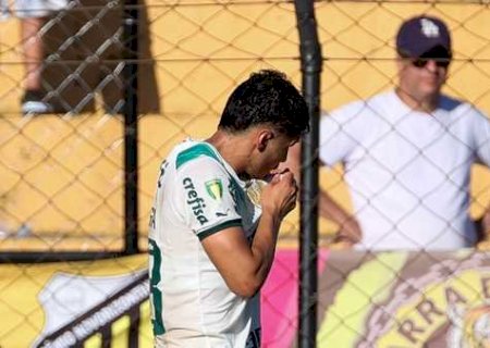 Raphael Veiga busca virar maior artilheiro do Palmeiras no século em meio a interesse saudita