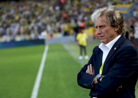 Jorge Jesus compara Neymar e Cristiano Ronaldo, e diz que brasileiro tem ‘paixão por outras coisas’ fora do futebol