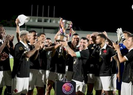 Análise: em noite de duas vitórias, Vasco mostra que elenco precisa de reforços