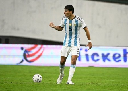 Clube de Messi nos EUA oficializa contratação da promessa argentina Federico Redondo