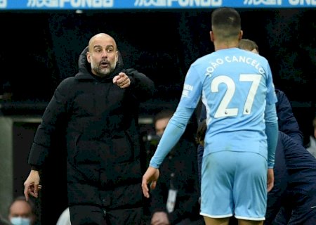 João Cancelo, do Barcelona, faz acusação grave contra Pep Guardiola