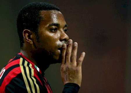 Advogado conta como vítima de Robinho reagiu à prisão do ex-jogador