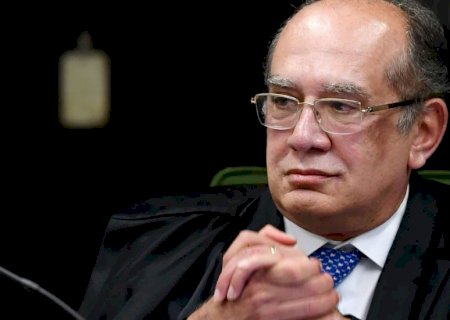 Gilmar opina sobre Bolsonaro antes de STF julgar casos e abre debate sobre imparcialidade