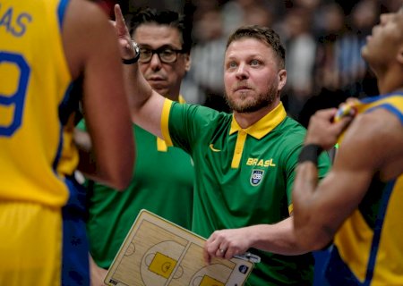 Seleção brasileira masculina de basquete demite técnico a cem dias dos Jogos de Paris