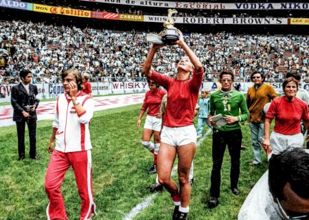 Esquecida, Copa feminina de 1971 levou multidão a estádios e abriu trilha para futebol profissional