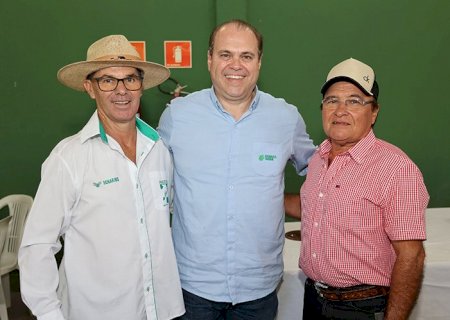 Sistema Famasul presente na inauguração do Campo Agrostológico do Sindicato Rural de Batayporã