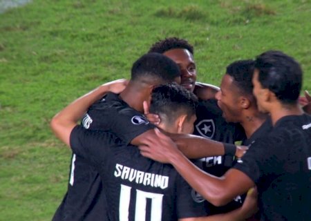 Artur Jorge celebra classificação antecipada: 'Histórica e extraordinária'