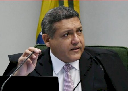 Nunes Marques suspende julgamento virtual sobre norma que dificulta o aborto legal