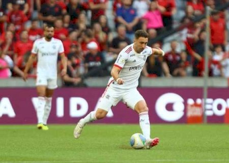 Análise: Flamengo trata bem a bola em Curitiba e rechaça rótulo de time que não tem poder de reação