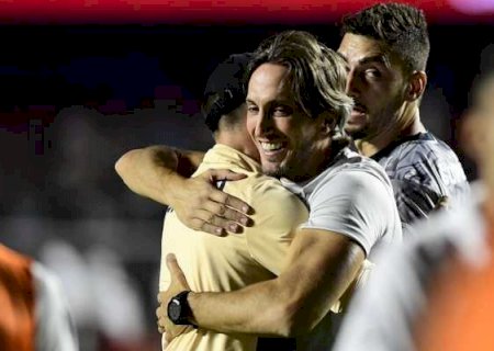Zubeldía supera marca invicta de Dorival Júnior no São Paulo e entra para ranking histórico