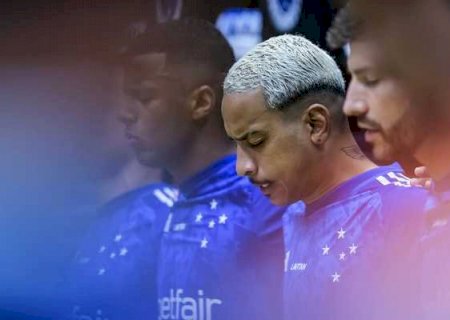 Matheus Pereira, do Cruzeiro, fala sobre saúde mental e missão: "Salvar vidas das drogas e da bebida"